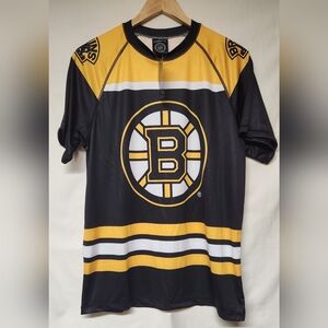 NWT Boston Bruins NHL Shirt Size Medium